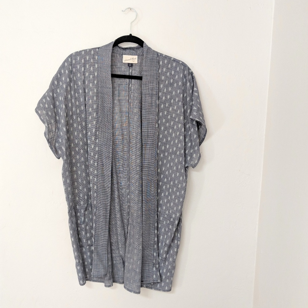 Universal Threads Kimono S